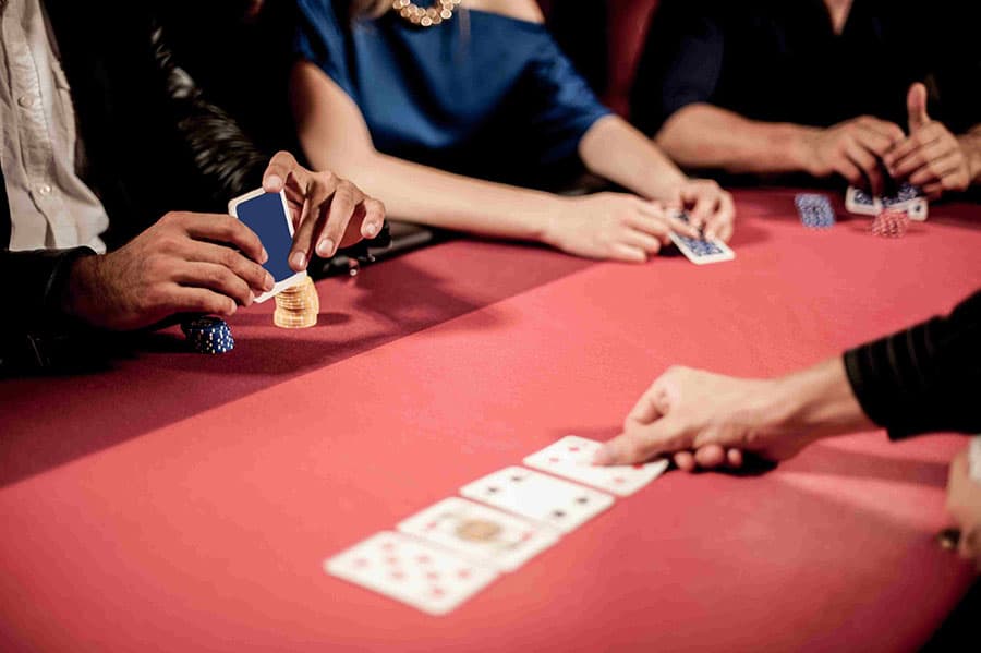 ba tieu chi de chon phong choi poker online
